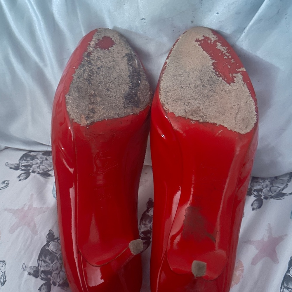 Red Christian Louboutin Heels 38.5 - comfy! - Picture 3 of 8